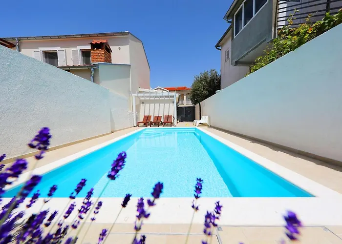 Villa Klaudia With Pool